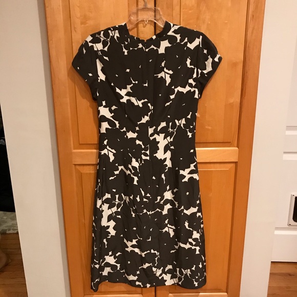 NWOT Mid Dress - Picture 3 of 3